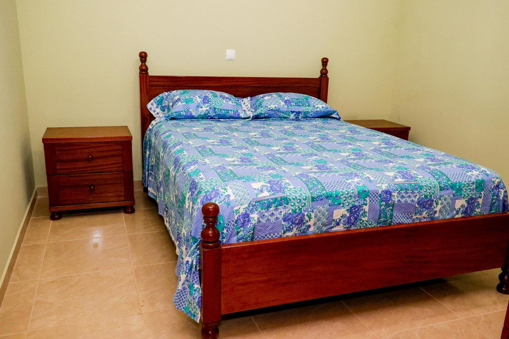 Fadias Quartos - Rooms Ribeira Grande المظهر الخارجي الصورة