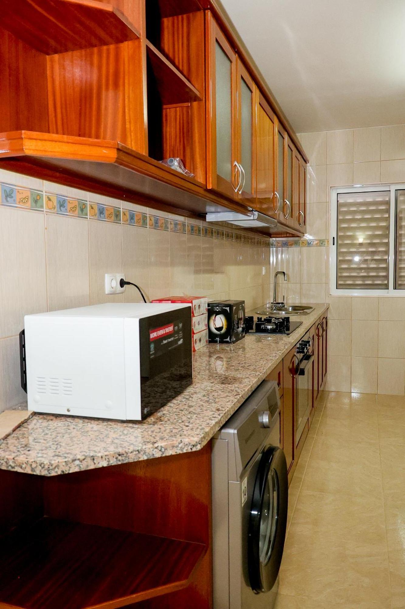 Fadias Quartos - Rooms Ribeira Grande المظهر الخارجي الصورة